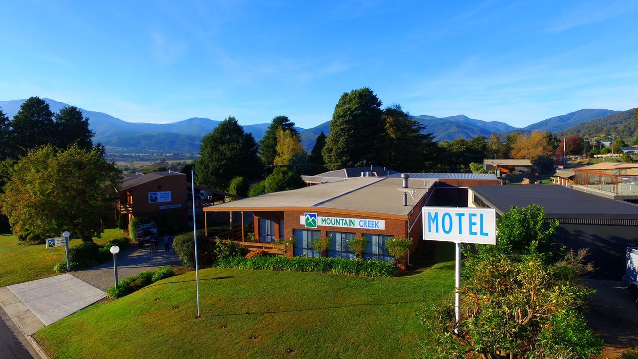 Mountain Creek Motel Bar & Restaurant Маунт-Б'юті Екстер'єр фото